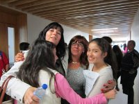 Professores e alunos comemoram o Dia do Abraço